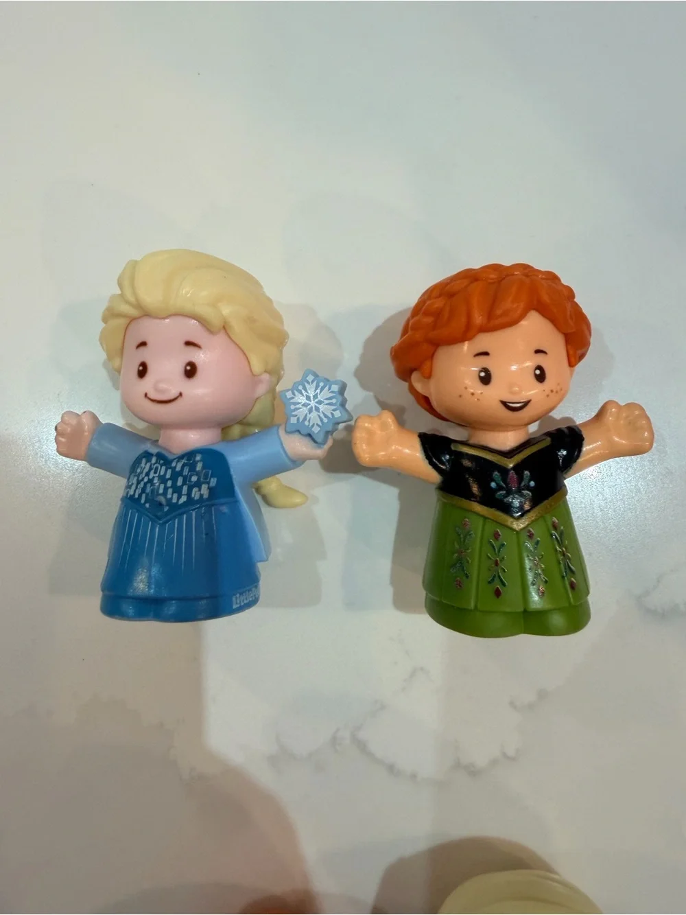 Little people elsa and anna disney frozen
